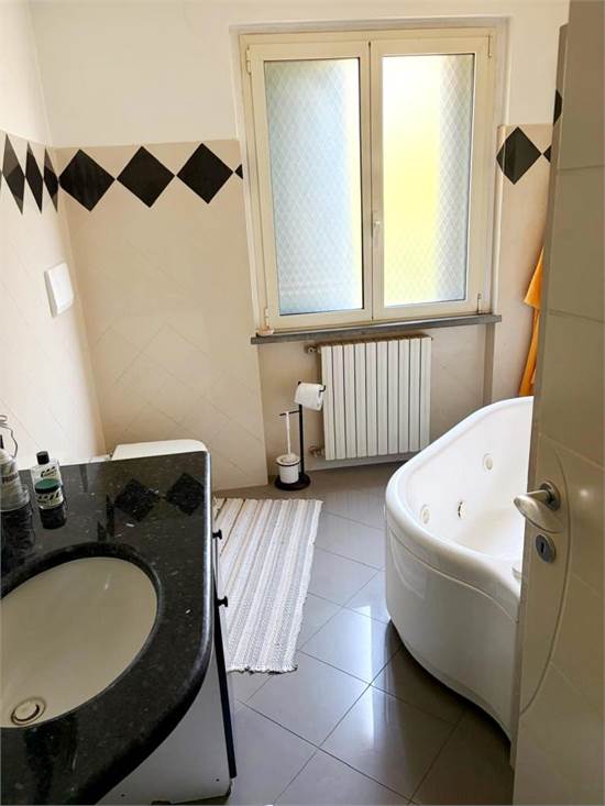 2°BAGNO 1°P.